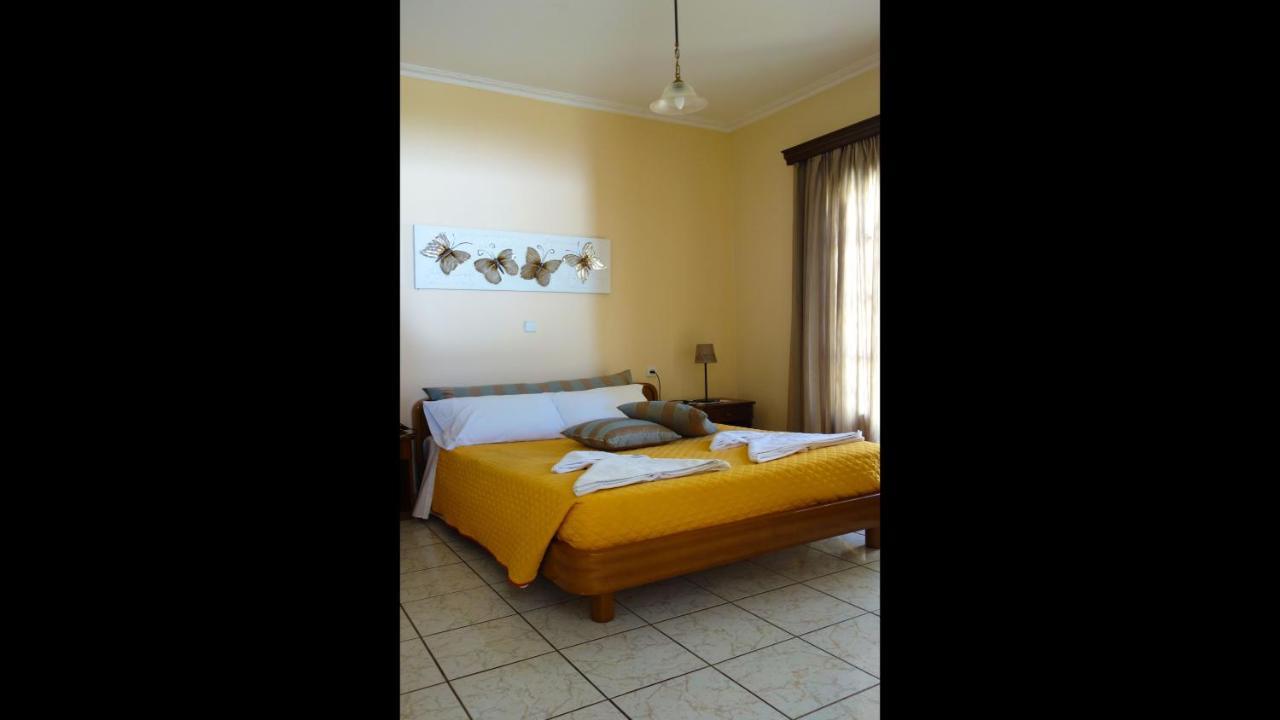 Natalia B With Panoramic Sea Views Of Agios Gordios Bay Appartamento
